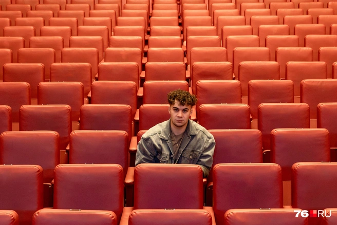 В Ростове-на-Дону Анзор учился в православной гимназии имени Георгия Победоносца. После переезда в Ярославль продолжил обучение в Варницкой гимназии имени Сергия Радонежского при Троице-Сергиево-Варницком монастыре под Ростовом Великим. Там окончил девять классов | Источник: Кирилл Поверинов / 76.RU