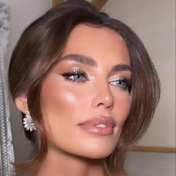 макияж на новый год 2026, новогодний макияж 2026, новогодний макияж, макияж на новый год, легкий макияж на новый год, какой макияж на новый год, новогодняя косметика | Источник: Pinterest