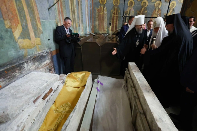 Ученые взяли ДНК у мощей Дмитрия Донского для проверки его принадлежности к роду Рюриковичей | Источник: пресс-служба Патриарха Московского и всея Руси