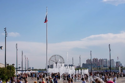 В Благовещенске завершают подготовку фонтана Трибуны Холл