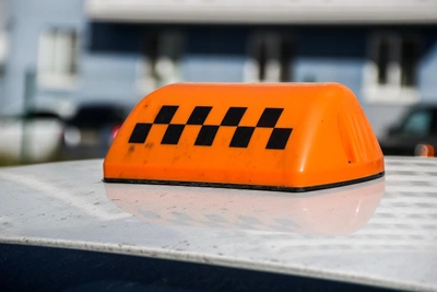 В Нижегородской области такси перекрасят в оранжевый и черный