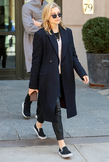 Хлоя Морец в Нью-Йорке, 20 апреля | marieclaire.ru