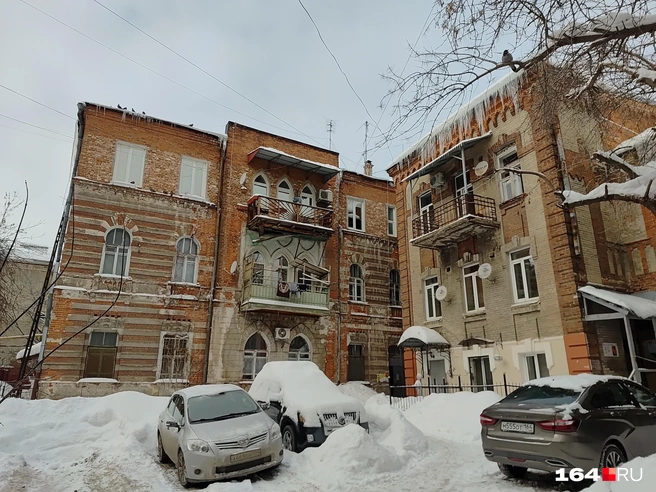 Как тут не вспомнить анекдот про «Почему я тогда живу в Саратове?» | Источник: Сергей Гендин / 164.RU