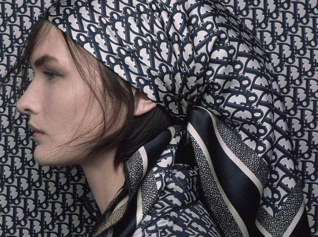 Креативный директор Dior, Мария Грация Кьюри, выпустила книгу. О чем она?