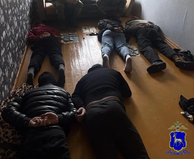 Все пятеро преступников жили в одной квартире | Источник: ГУ МВД России по Самарской области