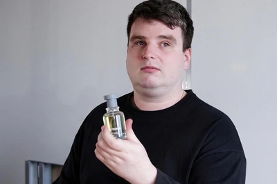 Blind Perfumer Creates 'Cozy' Scent for the Anxious