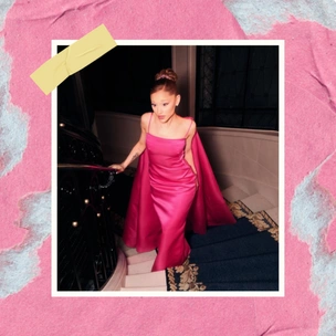 Розовое платье и высокий пучок: Ариана Гранде восхитила поклонников изящным образом в стиле Одри Хепбёрн