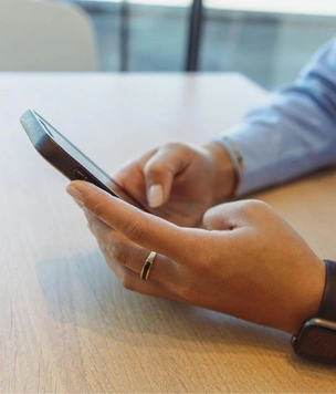 На iPhone в России вернулась бесконтактная оплата