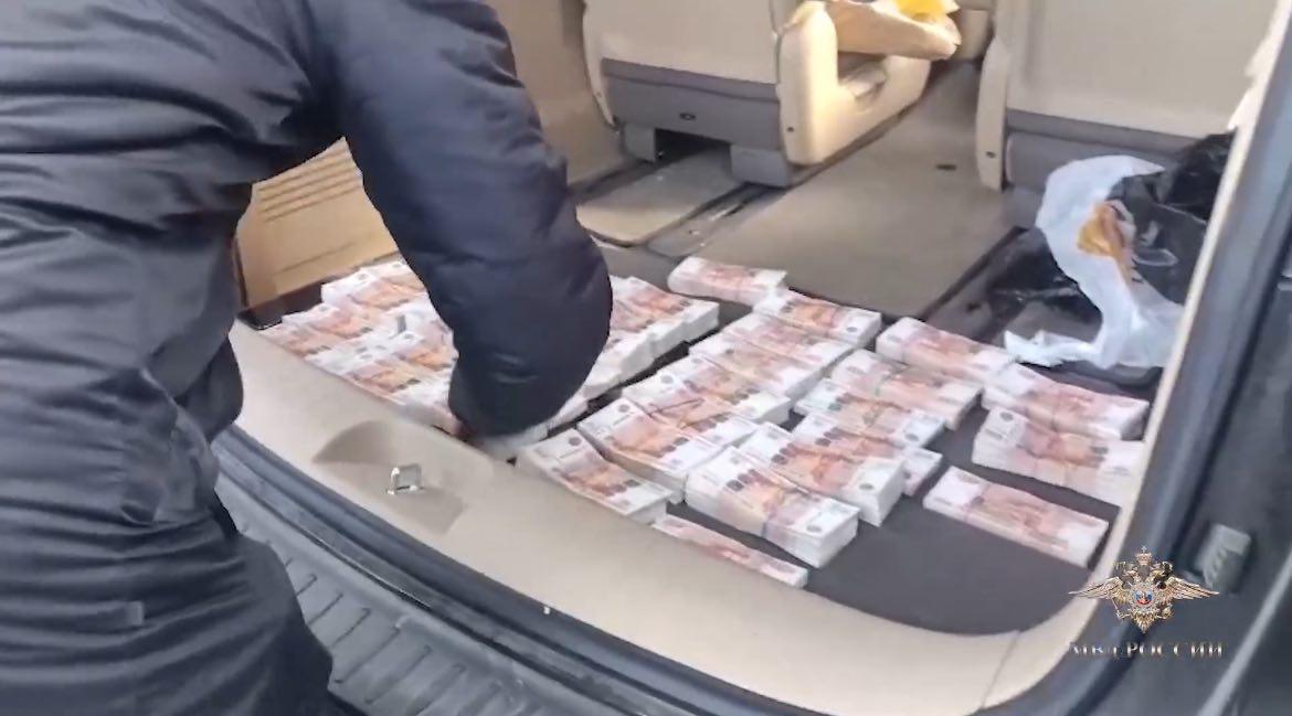 Владельца «Гриль Хауса» и его сообщников отдали под суд по делу о валютных махинациях на 3 миллиарда рублей