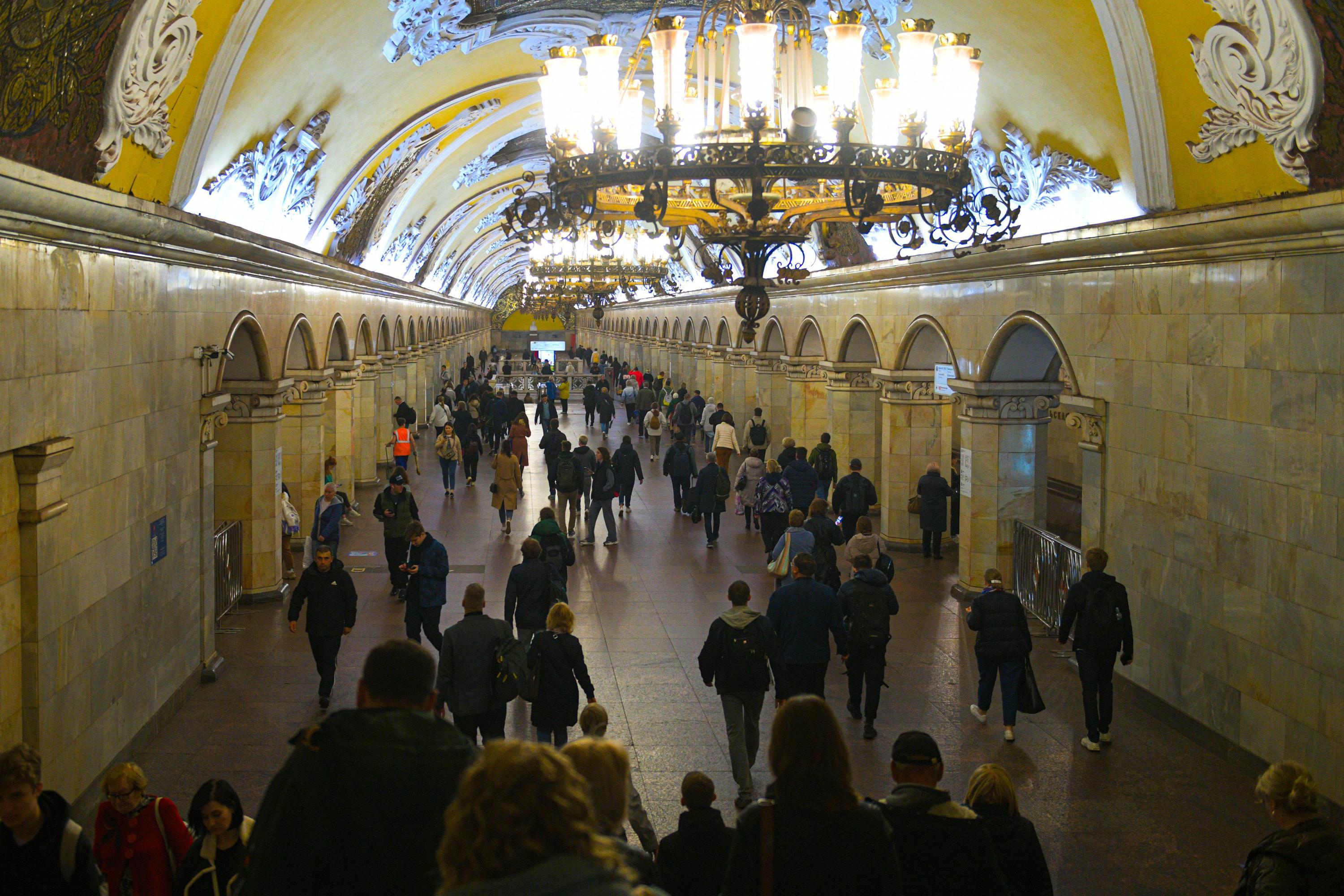 Самые странные запреты в московском метро, за что можно получить штраф в  метро Москвы, почему нельзя снимать в вагонах метро, можно ли в метро с  животными - 16 ноября 2023 - МСК1.ру