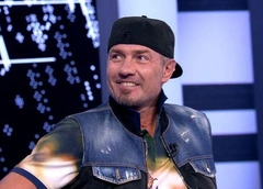 Костомаров о том, как принял себя после ампутации: «Я орал от боли, будто меня оперируют наживую»