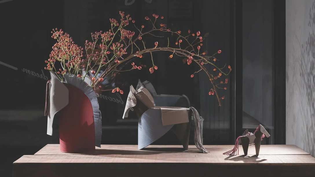 Тройка лошадей: коллекция кожаных аксессуаров Nuvola от Giorgetti | Источник: Макс Замбелли