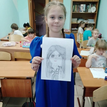 Занятия проходят в мини-группах | Источник: «Зайки»