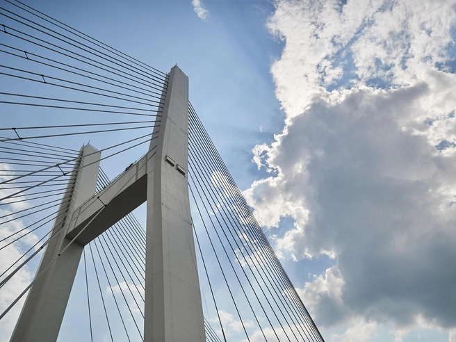 Продолжается установка осветительных конструкций | Источник: Александр Ощепков / NGS.RU