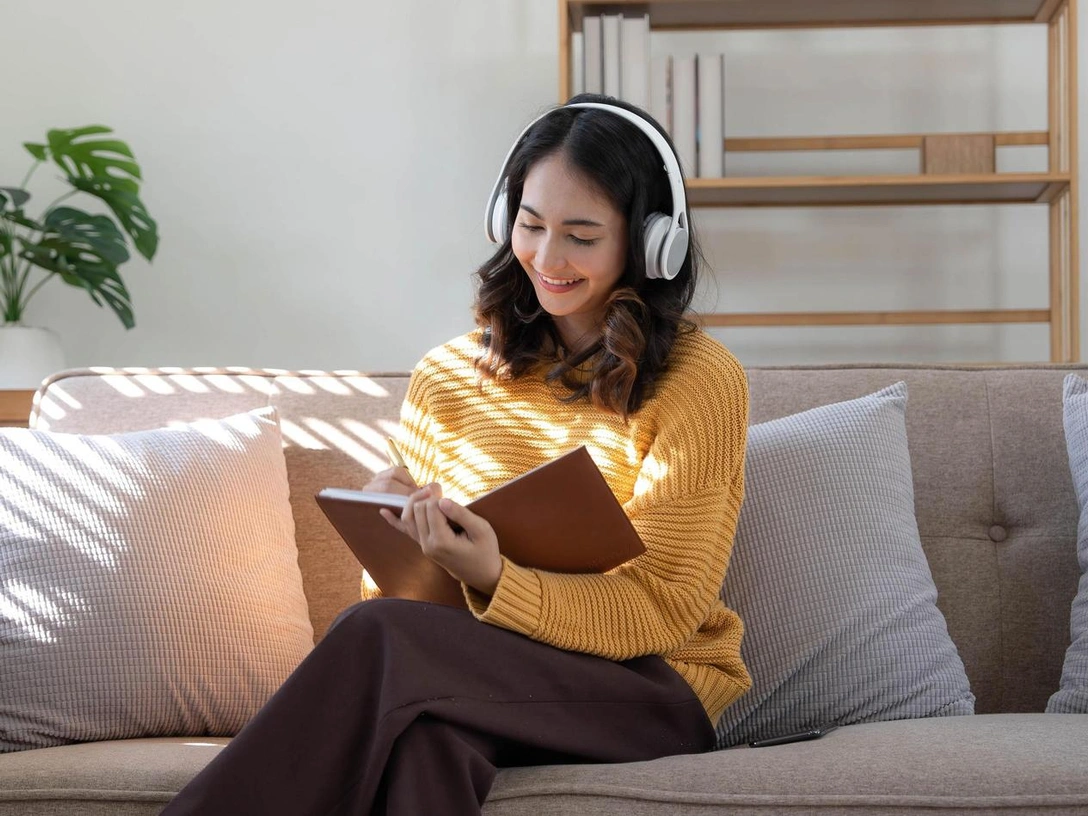 Как привлечь любовь с помощью карты желаний: 10 правил, чтобы точно найти свое счастье | marieclaire.ru