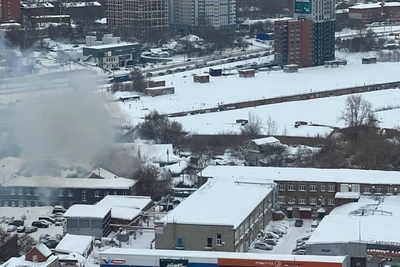 Частный дом в центре Новосибирска охвачен огнём