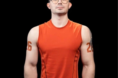 Армрестлера из Югры раскритиковали за поведение на шоу «Титаны»