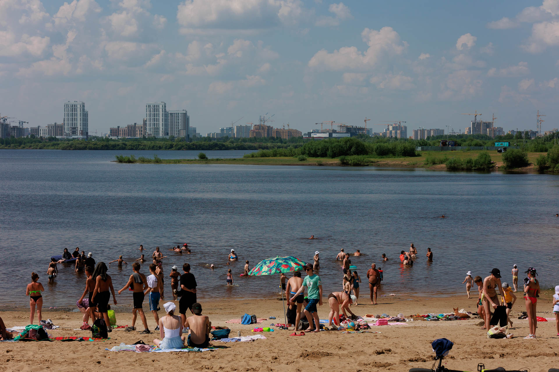 В Тюмени нашли компанию, которая сделает городской пляж на озере Круглом. Сколько ей за это заплатят?