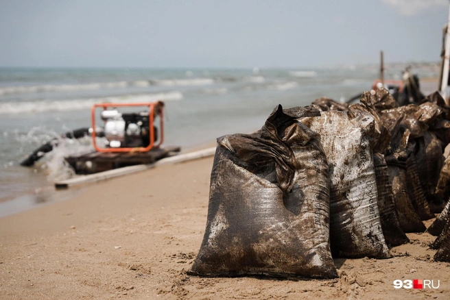 Пляжи региона до сих пор полностью не восстановили | Источник: Дарья Паращенко / 93.RU