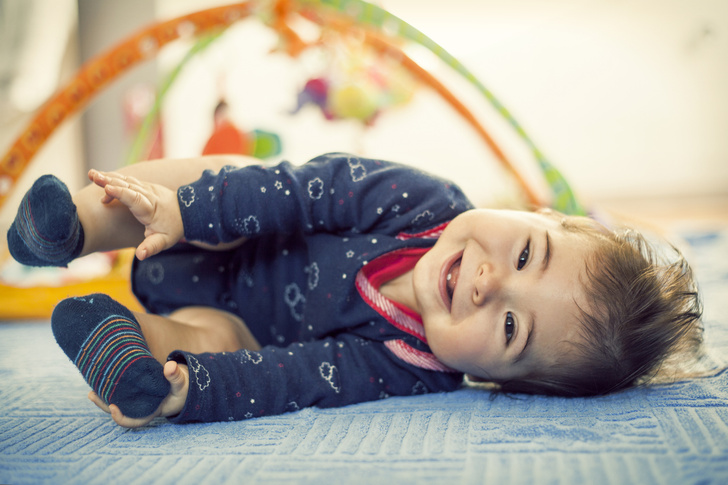У малыша режутся зубки: 10 вещей, о которых стоит знать