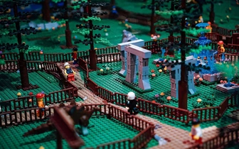 Есть пляж, аэропорт и даже парк динозавров. Гигантский город из Lego попал в Книгу рекордов Гиннесса