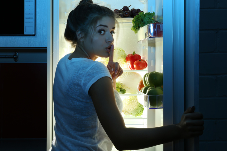 До холодильника и обратно: что можно есть перед сном