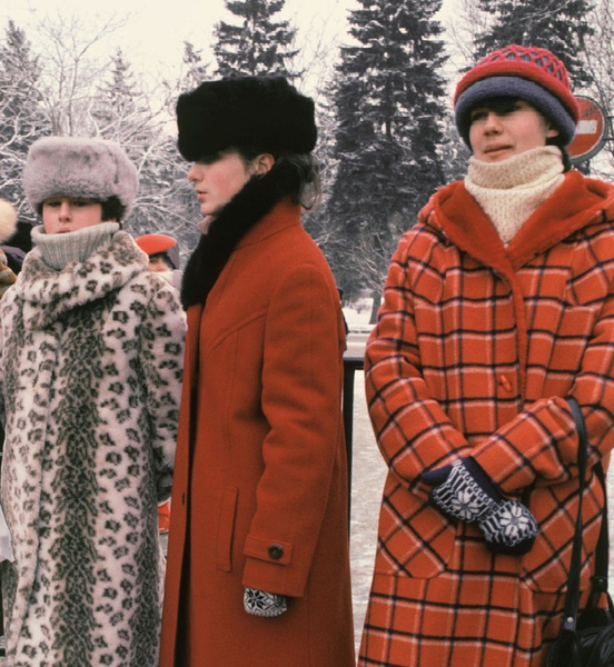 5 самых уродливых аксессуаров советских женщин — сегодня такое не наденет никто
