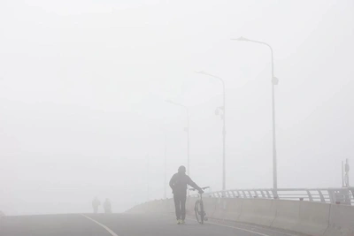 Плотный туман накрыл Петербург утром 1 апреля