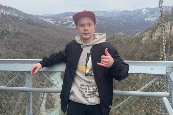 Пришли не только близкие. В Петербурге простились с юным хоккеистом, умершим из-за попадания шайбы | Источник: Мир хоккея / «ВКонтакте»