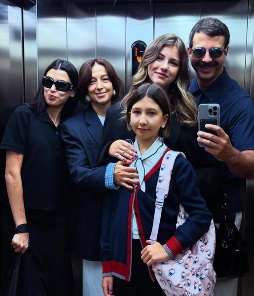 Иван Ургант с женой и детьми | Источник: Соцсети