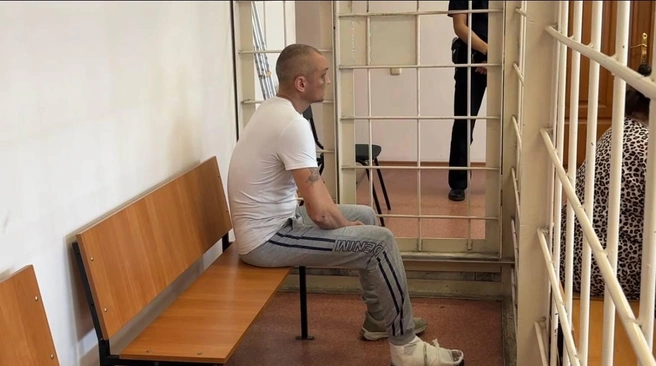 Мужчина угрожал водителю и пассажирам | Источник: «Омская полиция» / t.me