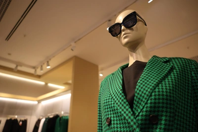 Hobo Bag Tops 2026 Fashion Trends with Comeback