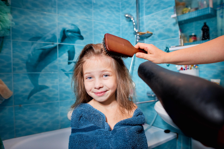 Почему нельзя стричь волосы собственным детям