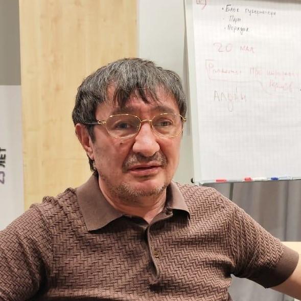 <p>Эдуард Гаврилов</p>