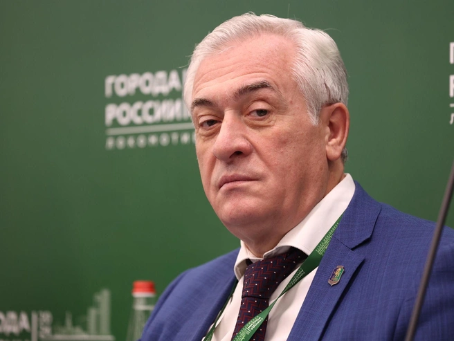 Яков Силин руководит Уральским экономическим университетом с 2015 года, ранее он участвовал в выборах мэра Екатеринбурга. | Источник: Владислав Лоншаков / E1.RU