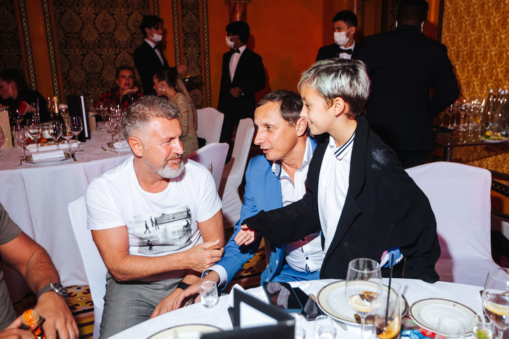 Филипп Киркоров, Леонид Агутин и Стас Михайлов встретились на модном показе в Дубае
