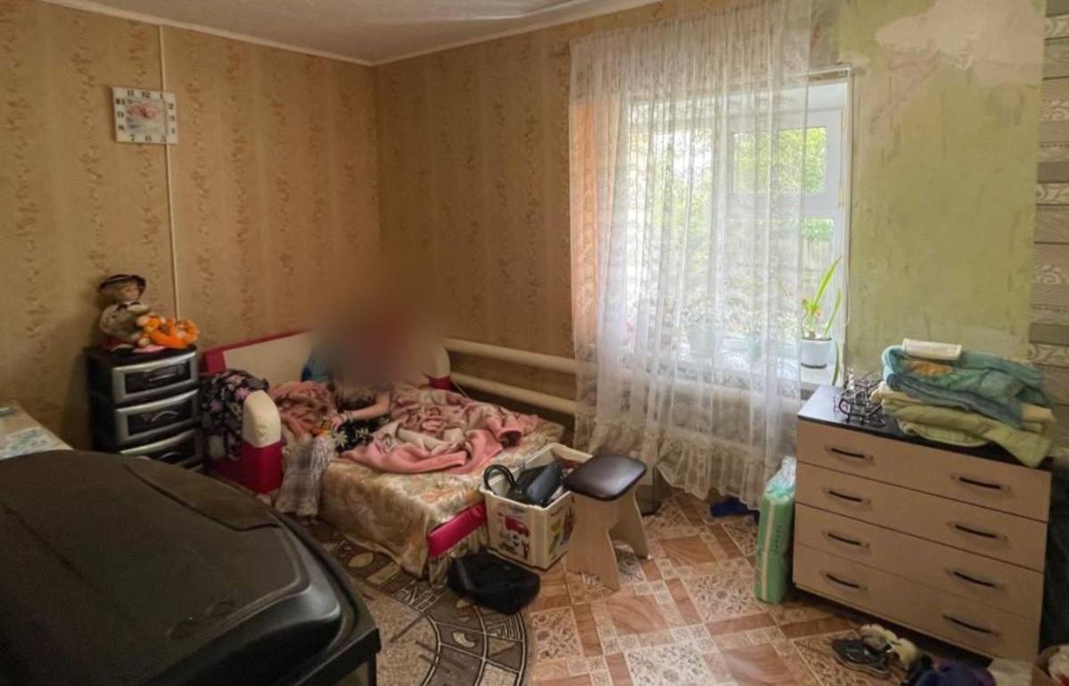 Что известно о матери из Челябинской области, которая «заказала» 12-летнюю дочь
