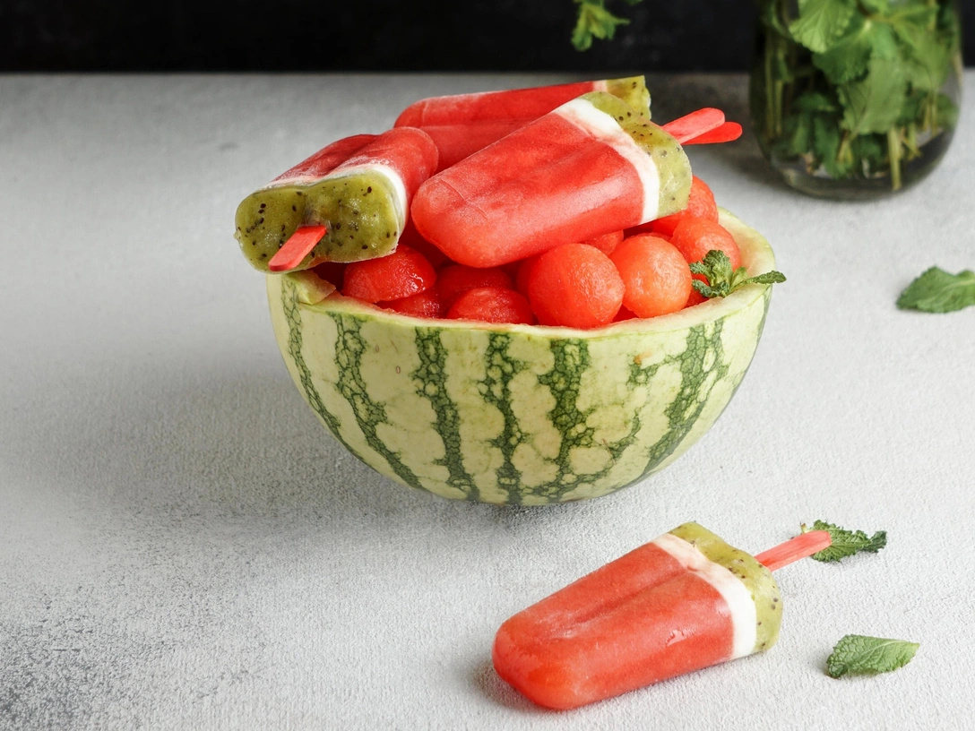 Удивите близких: 5 самых необычных рецептов из арбуза, которые вам точно понравятся | marieclaire.ru