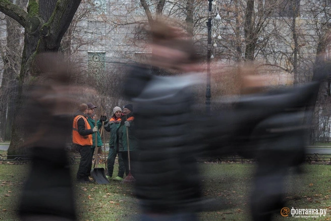 «Всё это опять непродолжительно, впереди новые циклоны». Колесов рассказал, как погода будет играть с нами | Источник: Михаил Огнев / «Фонтанка.ру»