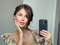 Отрицавшая развод Алекса ответила, живет ли сейчас с Вячеславом Дайчевым