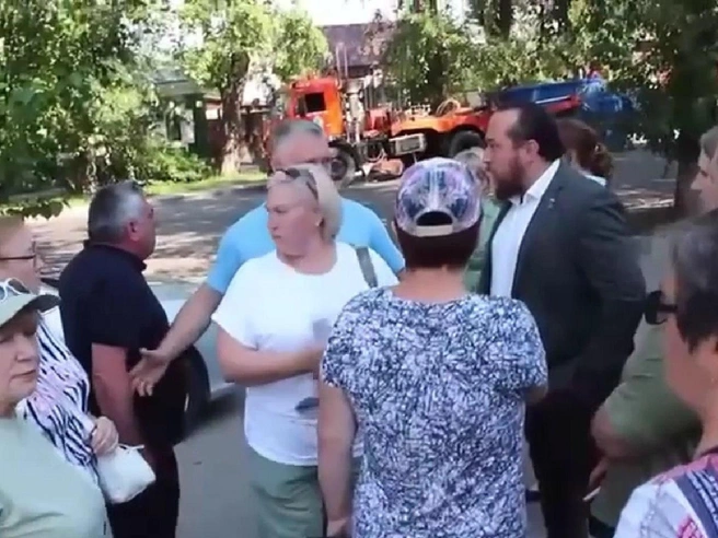 Спикер думы Томска вступился за женщин | Источник: скриншот видео из телеграм-канала «Милый Томск»
