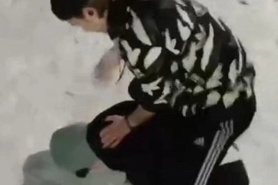 В Междуреченске возбудили дело об избиении девушки