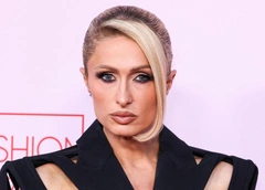 Пэрис Хилтон, чьих детей выносила сурмама: «Купила накладной живот и пользовалась им дома»