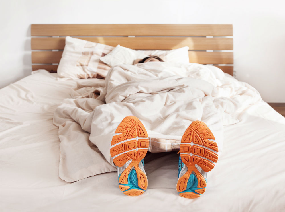 10 минутный комплекс упражнений для тех, у кого нет времени на спорт | marieclaire.ru