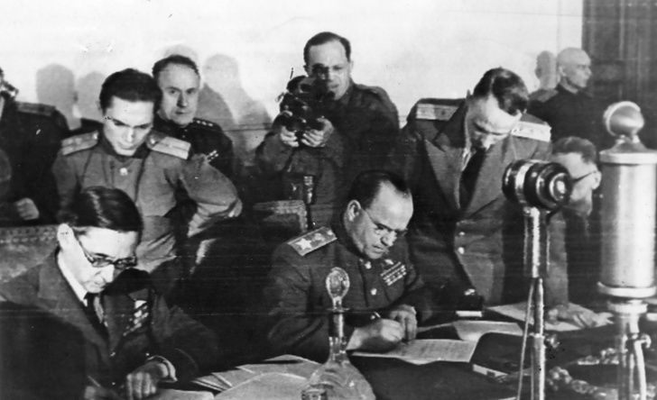 77 лет назад был подписан Акт о капитуляции Германии