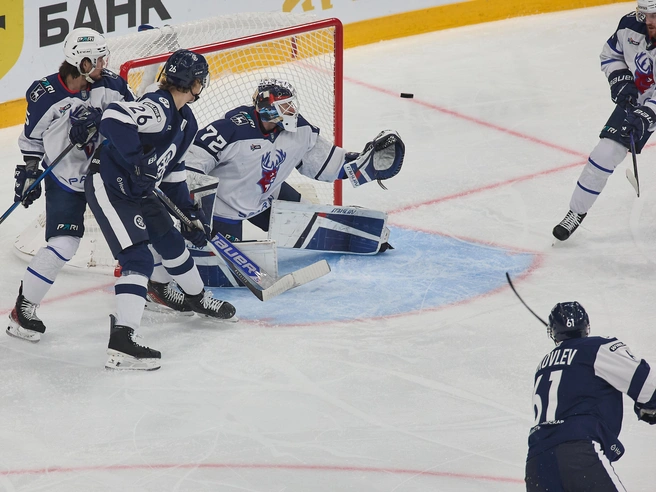 «Сибирь» провела 12 минут на скамейке штрафников. | Источник: Александр Ощепков / NGS.RU