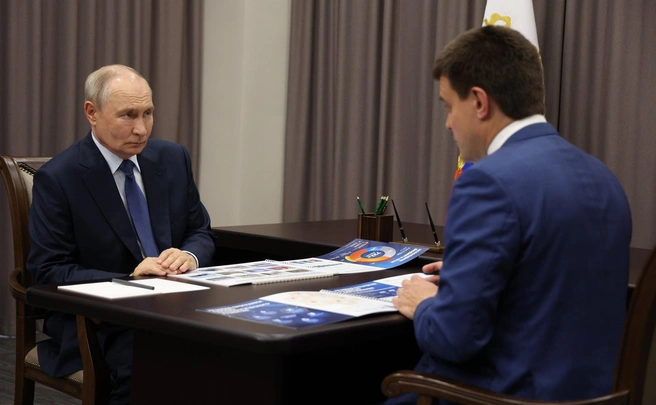 Котюков на встрече с Путиным 3 августа | Источник: kremlin.ru