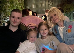 Валерия поблагодарила сына за счастливую семью: «Спасибо за чудесную Лианочку и ваше продолжение — Селинку»