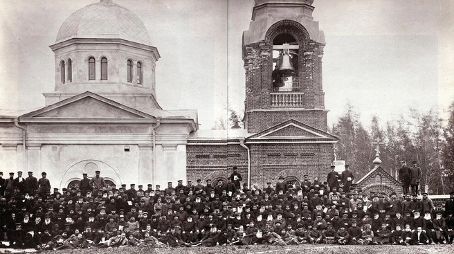 Старообрядческий Бугровский скит и его община | Источник: pastvu.com