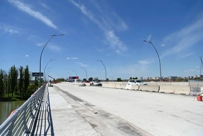 Вторую половину Тургеневского моста откроют в середине мая